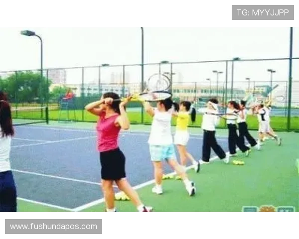 深圳网球队的蜕变之旅：从传统到现代的网球纪实探索